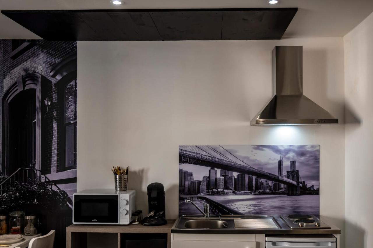 Superbe Appartement Avec Patio Nimes Bagian luar foto