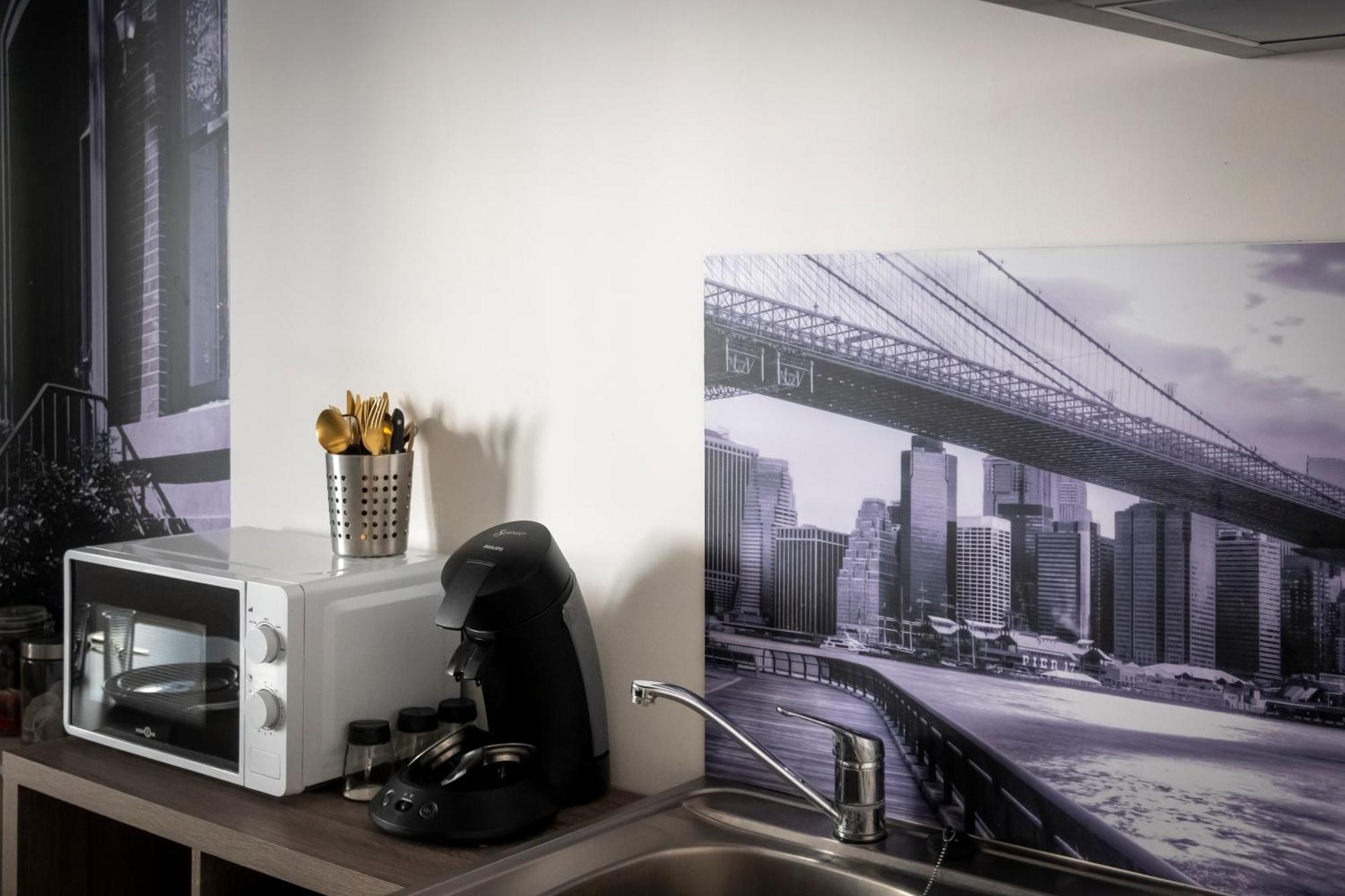 Superbe Appartement Avec Patio Nimes Bagian luar foto